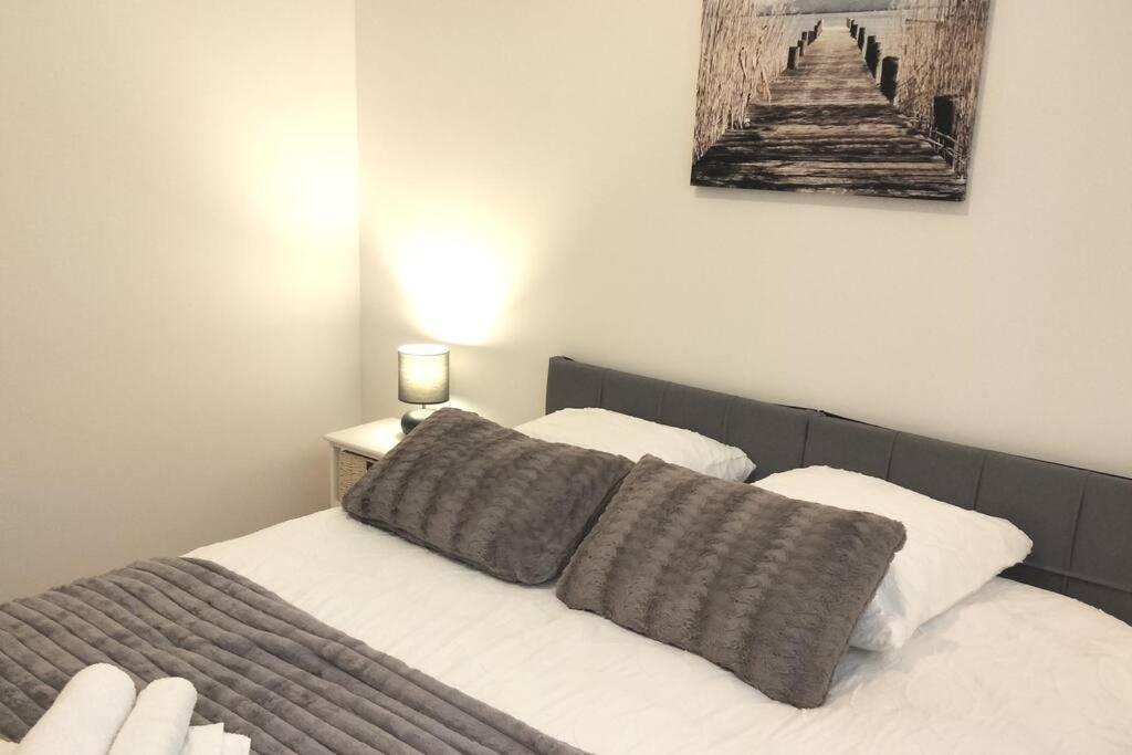 L'Escale Balzac Apartment Villeurbanne Ngoại thất bức ảnh