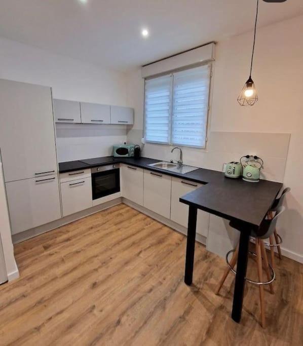 L'Escale Balzac Apartment Villeurbanne Ngoại thất bức ảnh